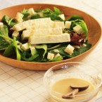 塩麹ごまドレッシングの豆腐サラダ